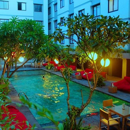 Savvoya Hotel Seminyak Ngoại thất bức ảnh