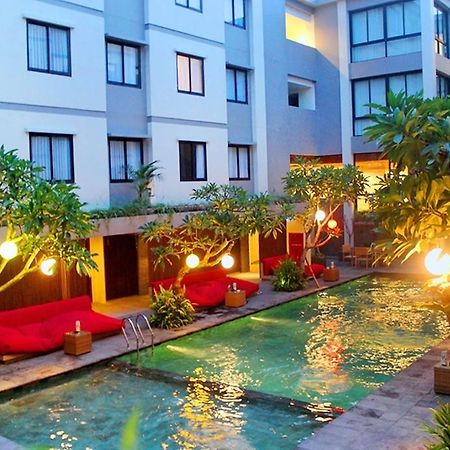 Savvoya Hotel Seminyak Ngoại thất bức ảnh