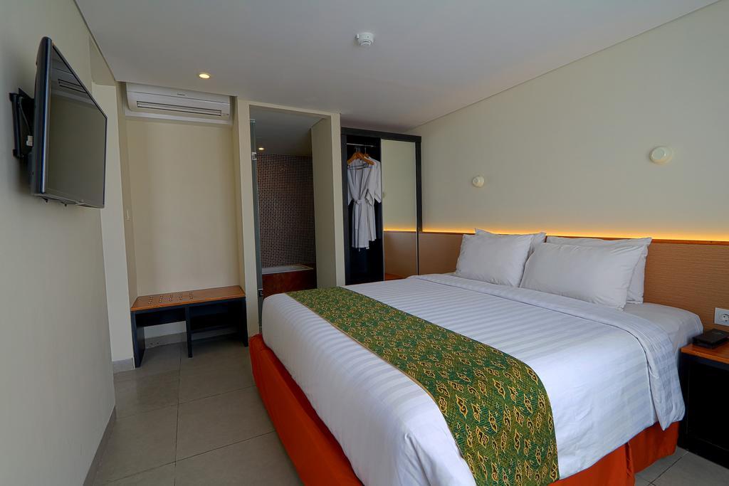 Savvoya Hotel Seminyak Ngoại thất bức ảnh