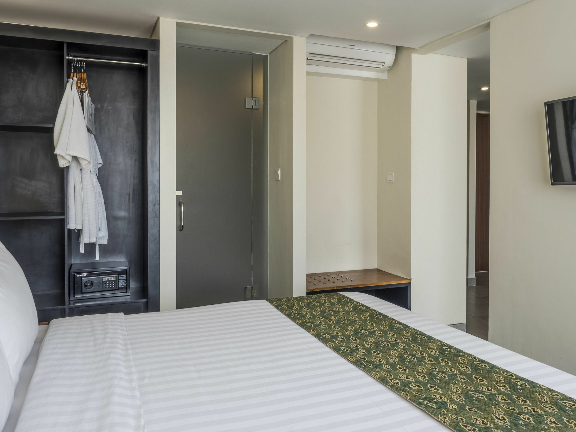 Savvoya Hotel Seminyak Ngoại thất bức ảnh
