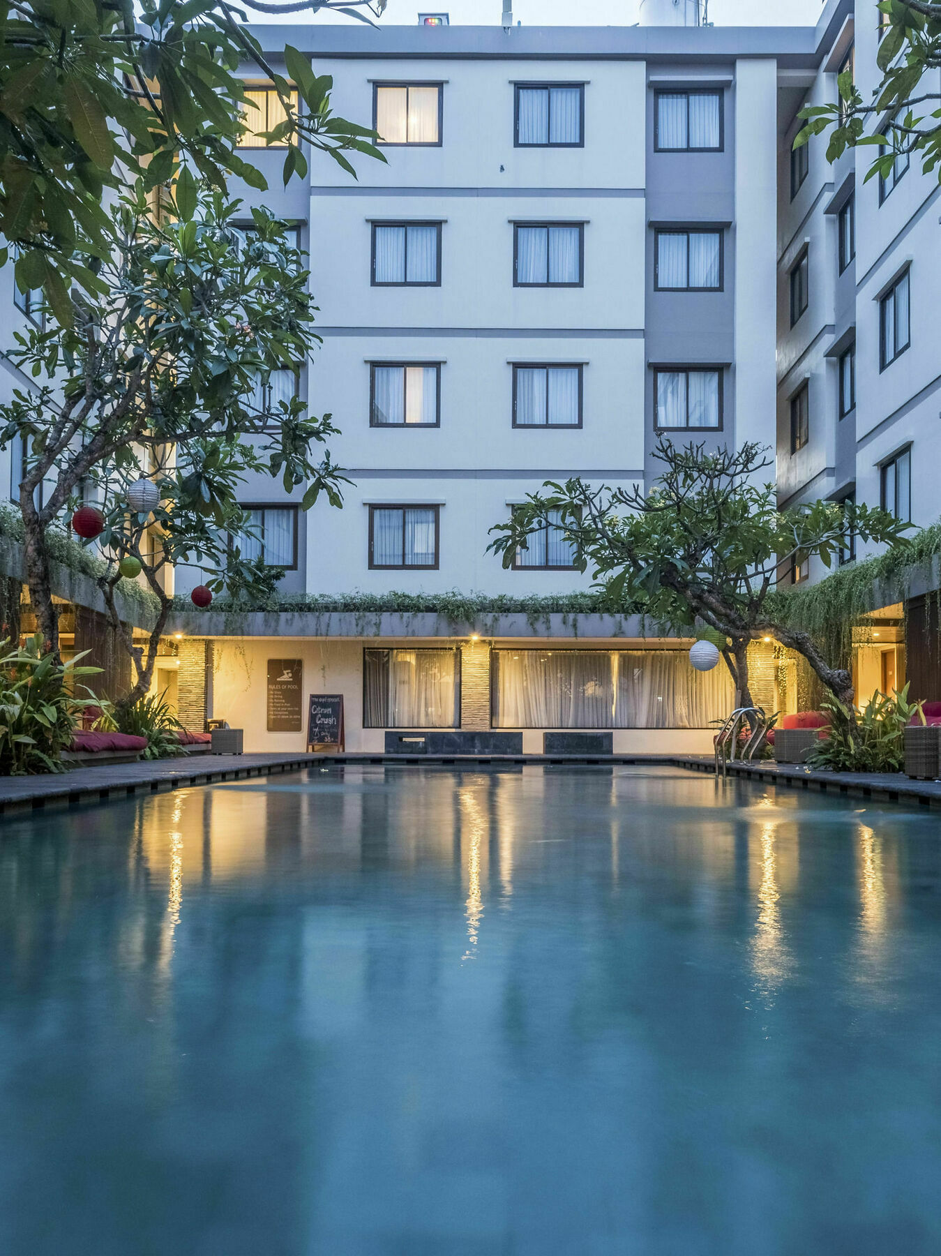 Savvoya Hotel Seminyak Ngoại thất bức ảnh